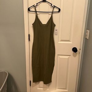 Abercrombie & Fitch green midi dress